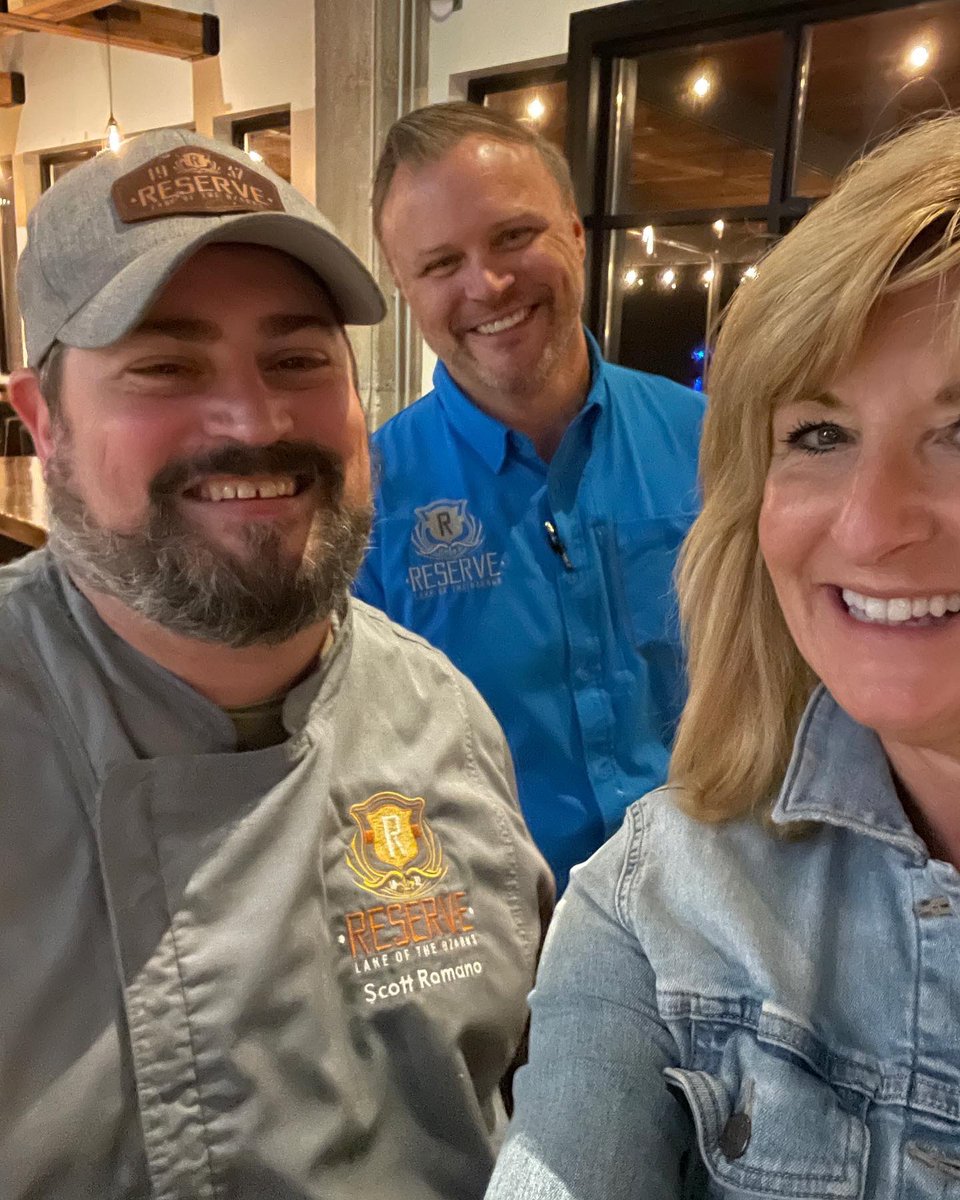 loprofilemag's tweet photo. Head over to 1932 Reserve this weekend for a great atmosphere and tasty food and drinks! #LakeoftheOzarks https://t.co/DWrIPlOYLg