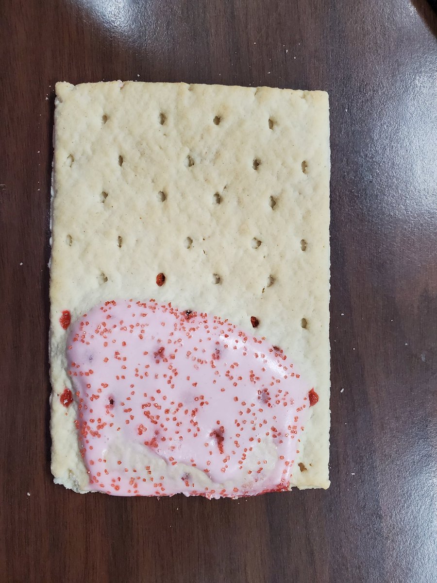 livindadream86's tweet photo. Hey, @PopTartsUS - missed a spot. #qualitycontrolneeded #isitmonday https://t.co/Gnvot0ZYLp
