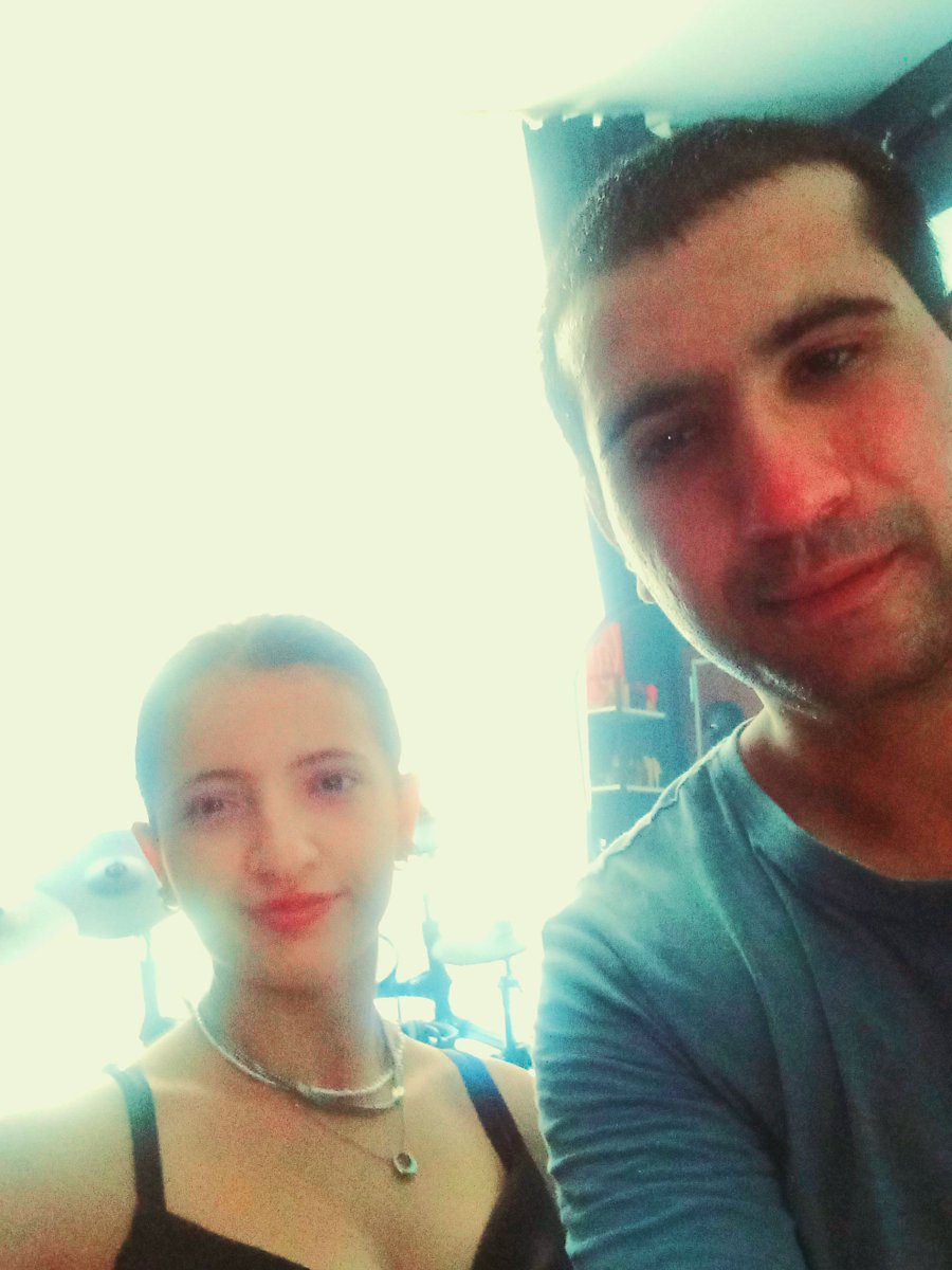 Sahibemle selfie yaptık