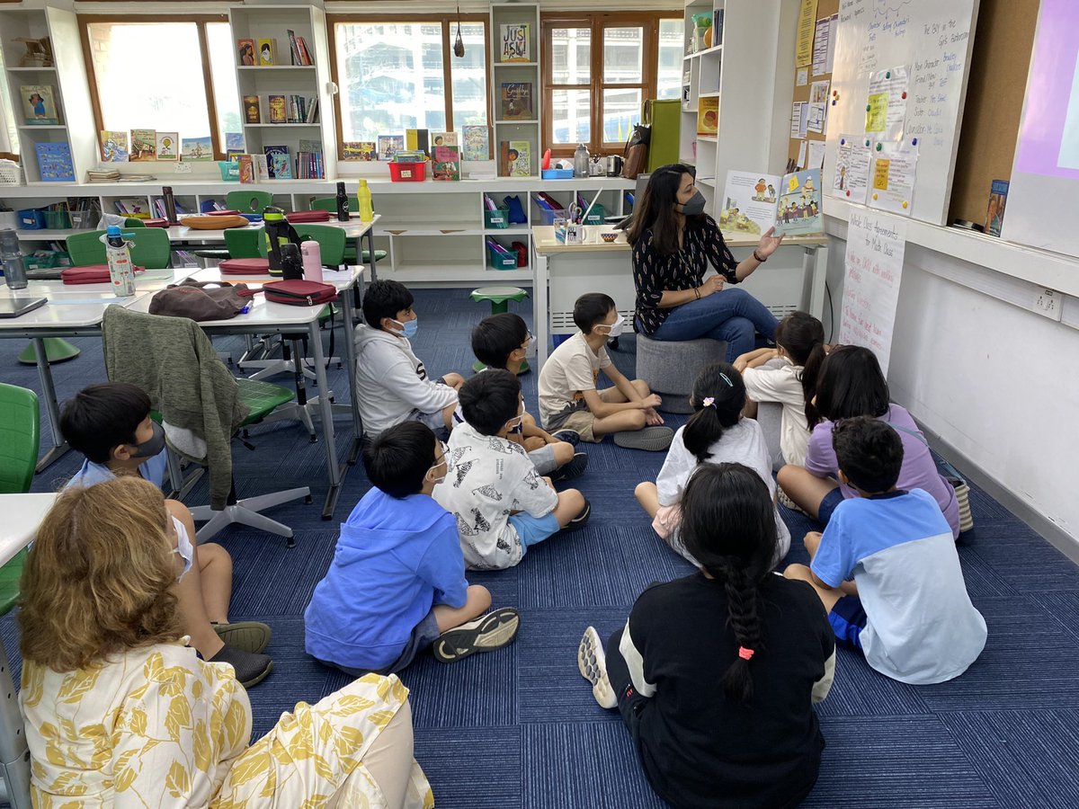 AISCElementary's tweet image. It’s a sorting, teamwork-ing, negotiating kind of a week to  understand the difference between “wants” and “needs”! A read aloud that goes with our lesson is always a bonus! #AISCElementary #AISCInTheClassroom #AISCGrade4 @SruthiKrish92