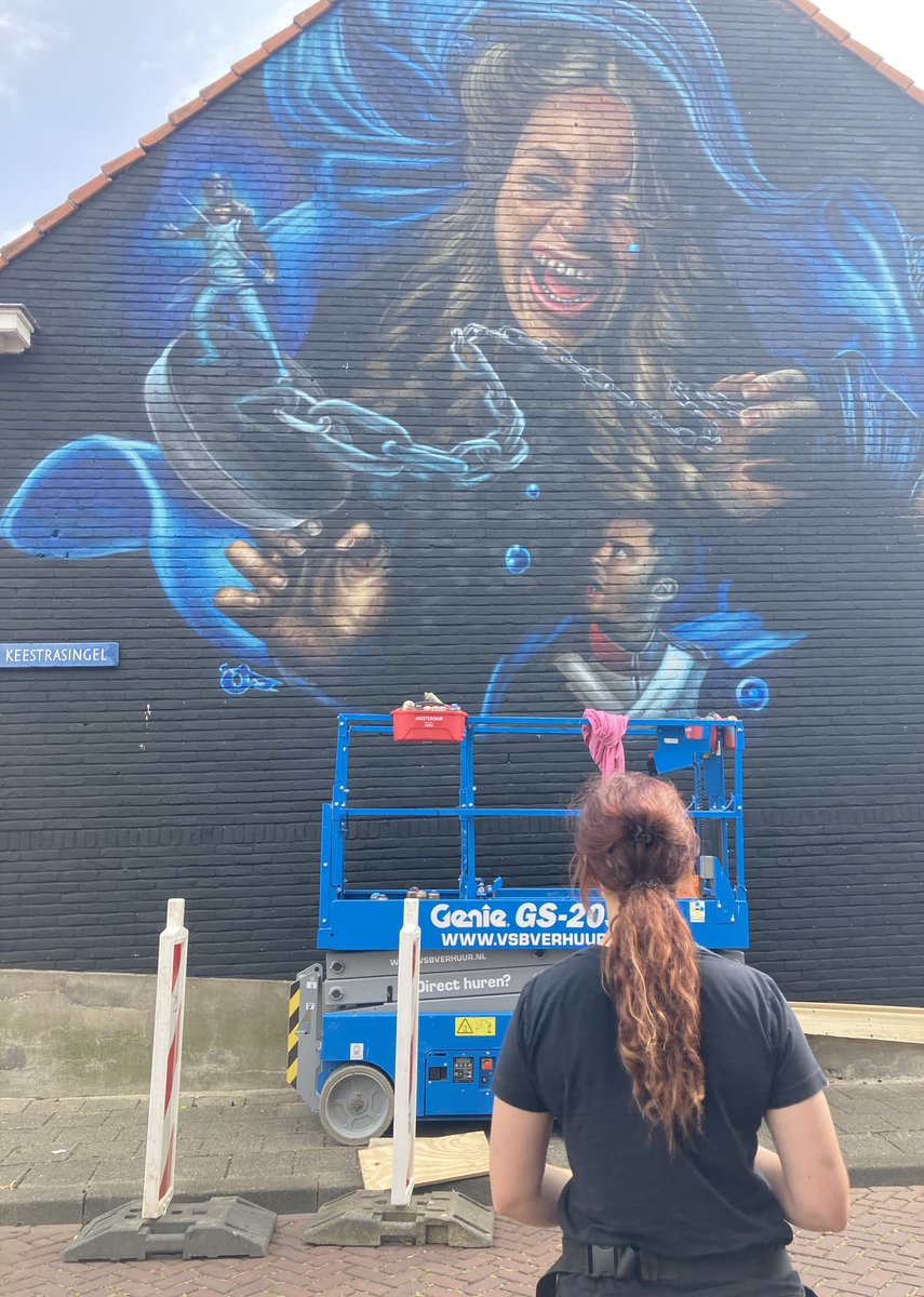 Art in progress #streetart #culemborg #artinprogress <a href="/LekArtculemborg/">LekArt</a> geïnspireerd op de waterlinie <a href="/Waterlinie_NHW/">Nieuwe Hollandse Waterlinie</a> <a href="/Culemborgklopt/">Culemborg Klopt!</a> #blauw #water #waterlinie <a href="/waterliniesNL/">Forten & Waterlinies</a>