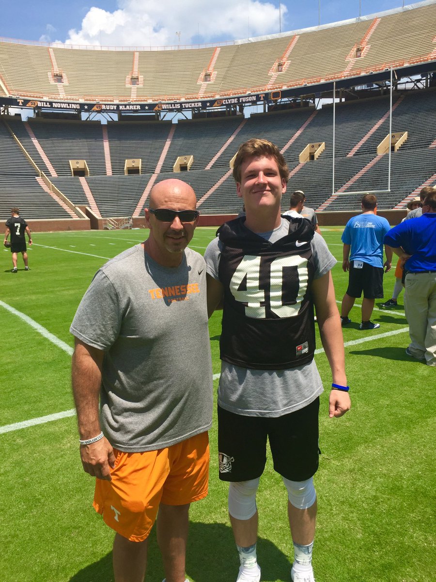 92Vol's tweet photo. Happy 22nd Birthday @PayneTrain51 !! #VFL #TeamPayne #NatureNotNurture https://t.co/VJKCeiH9yS