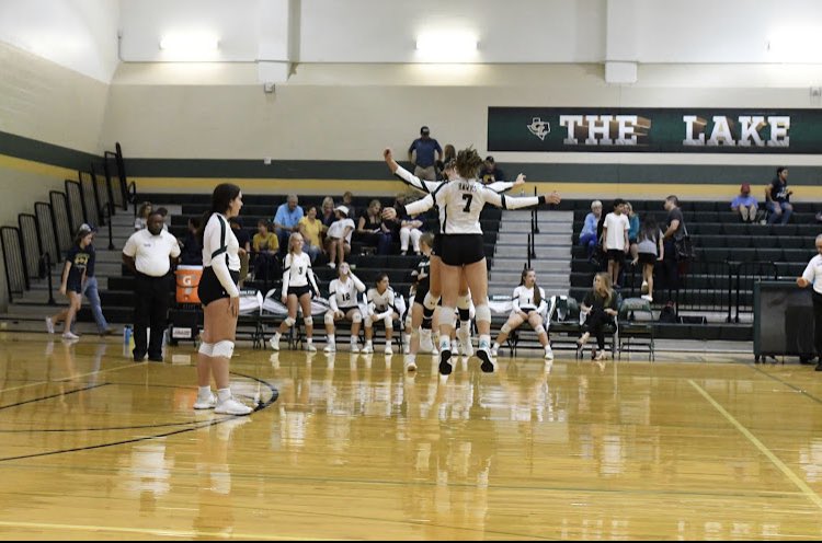 emily__pena's tweet photo. GAME DAY!!! https://t.co/svYkdSkDa3