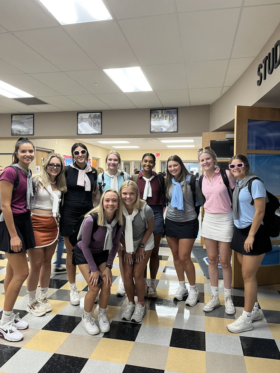 libveebs's tweet photo. lib veebs is getting hype for the first football game of the season!!⛳️🎾🏸 @OLHSthe108 https://t.co/lQcGr62DeY