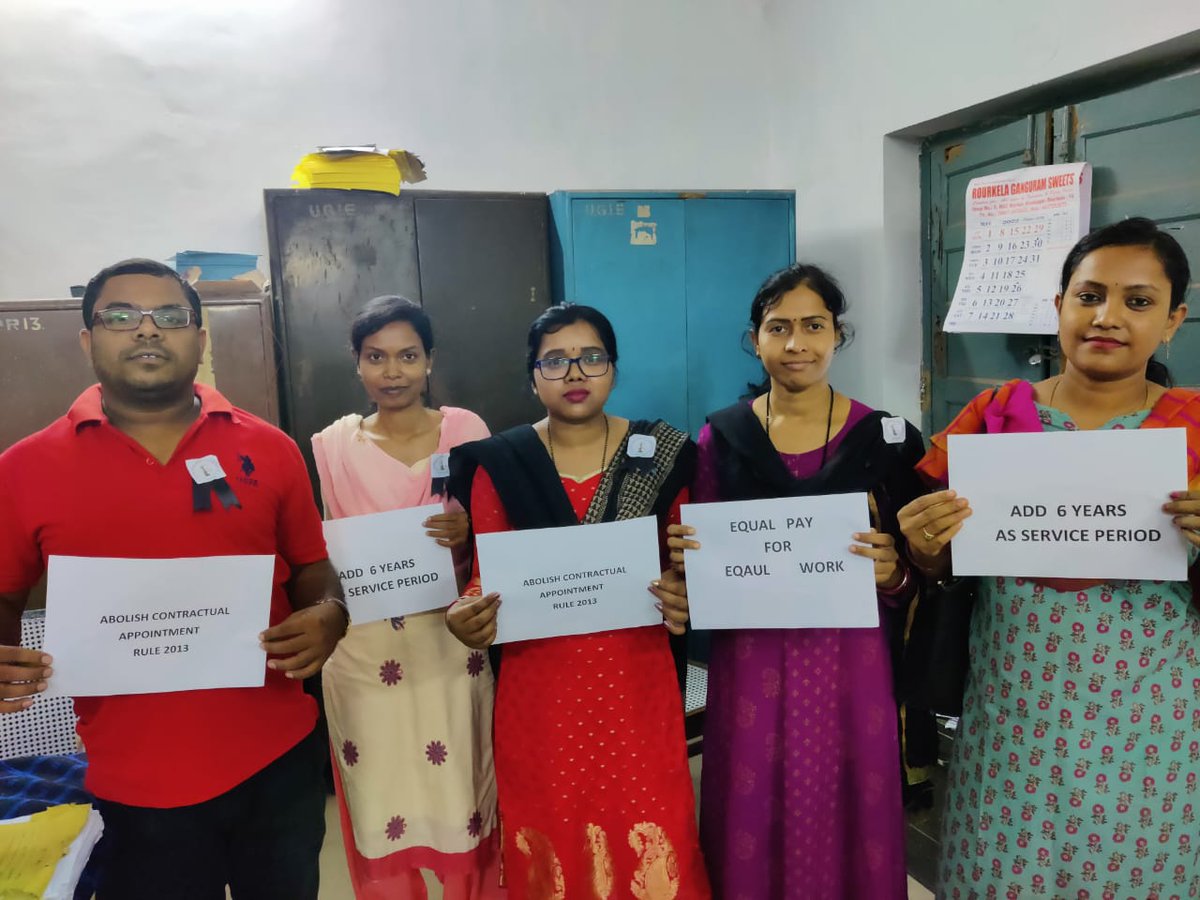 BalasoreOgcea's tweet photo. #AbolishOdishaContractualRules 
#EqualPayforEqualWork 
#Count6YearsInServicePeriod #RestoreRegularAppointment 
#OurRightRegularAppointment
@CMO_Odisha @otvnews @kanak_news @sambad_odisha @samajalive @DinalipiOnline https://t.co/qWYxrriEIZ