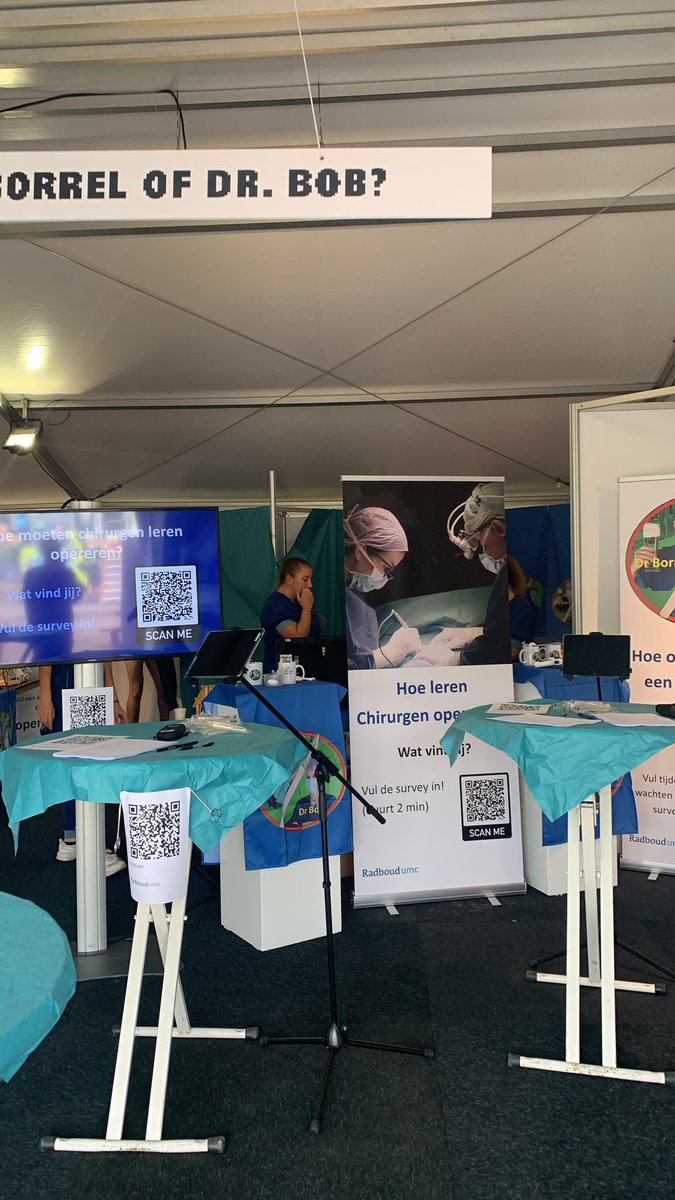 SBotden's tweet image. Ons project op Lowlands 2022
Dr Borrel of Dr Bob, hoe opereer jij met een drankje op?

Probeer het zelf op het Lowlands Science festival! Nuchter of een paar drankjes op, kom oefenen en kijk hoe goed je kan opereren.

 #LL22 #LLScience