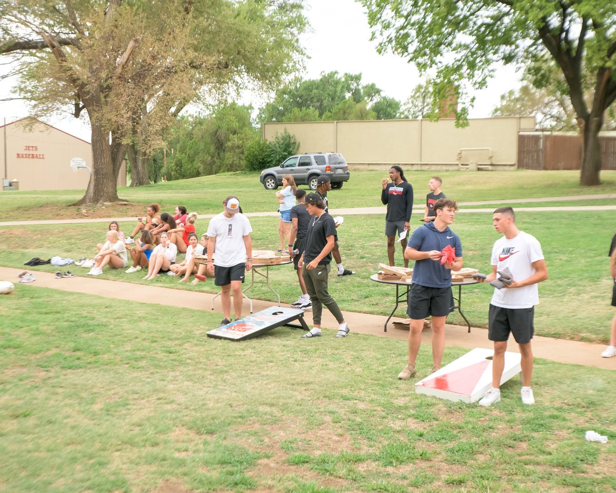NOC Enid students pics from Move-In Day. 
#N_O_C #nocenid #residentlife #nocenidjets
