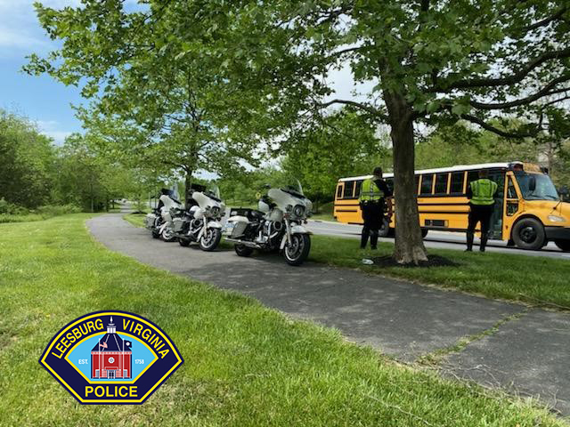 LeesburgPolice's tweet photo. Leesburg Police to conduct annual Back-to-School Traffic Safety Blitz to coincide with the start of the 2022-2023 @LCPSOfficial school year with assistance from @VSPPIO, beginning on or about August 25th.
Full News Release ➡️ https://t.co/CCcSVqC4A0 https://t.co/oyVtoN0y5E