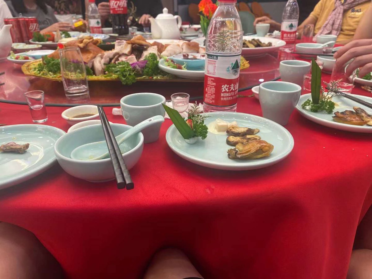 ishimwe0787776's tweet photo. It's time to eat. friends https://t.co/yu5tRFZq3B