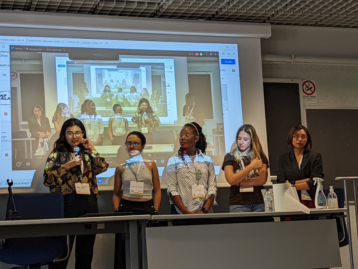Inspiring panel of female <a href="/youthmappers/">YouthMappers</a> sharing their experiences and challenges in getting more women involved in the mapping community. Amazing! #SotM2022 #hotunsummit2022