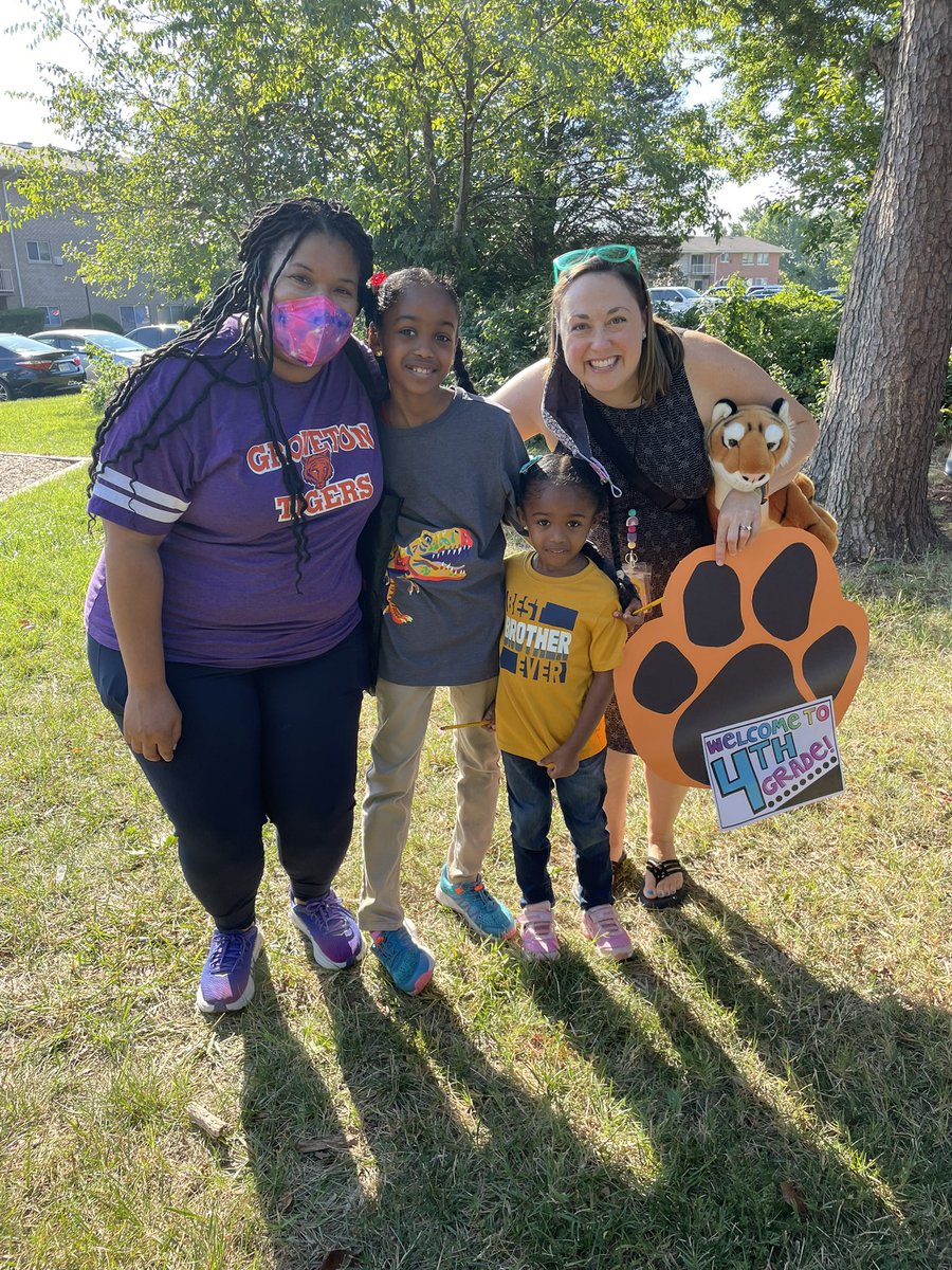 Francoise Casablanca tweet media