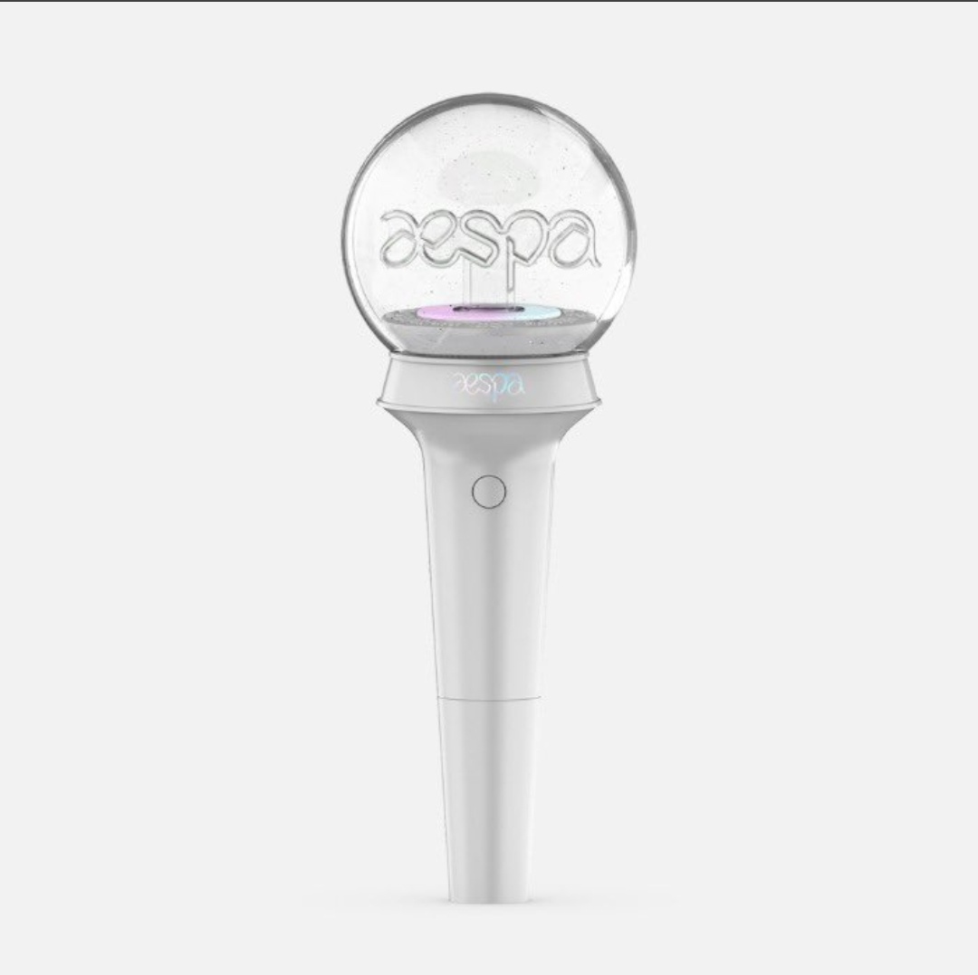 chiansongv's tweet photo. Wts aespa ph

- Lightstick -  2,000 - STBO 
- Giselle digipack pc -  onhand

Payo https://t.co/I9ZyvsoI9t