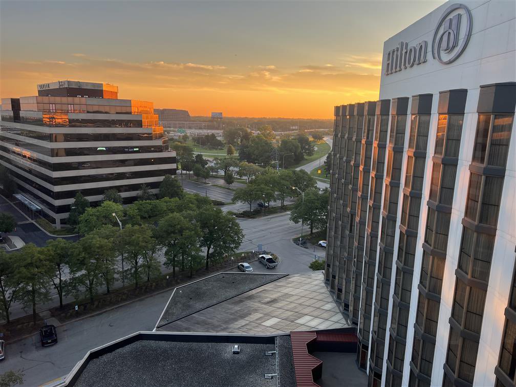 It’s a beautiful morning at the Hilton Rosemont!

#hiltonforthestay #sunrise