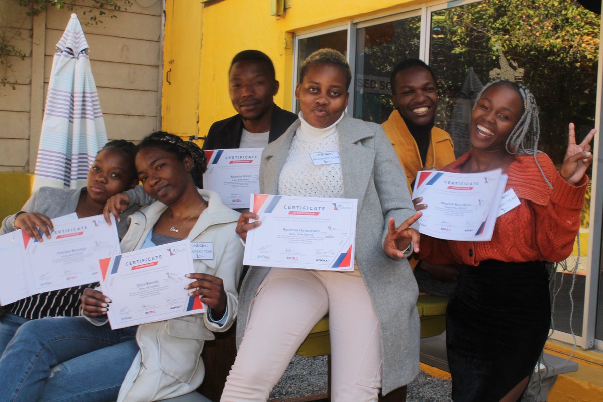 TDW_NAM's tweet photo. Congratulations to our 13th group of attendees (2022) who have successfully completed their TDW Brainery Academy programme today. We wish you all the best in your future endeavours.
 #future #cv #interview #Youandyourfuture #community #youth #Namibian #Namibians #boxes 🎉👏 https://t.co/XQDUp00L0H