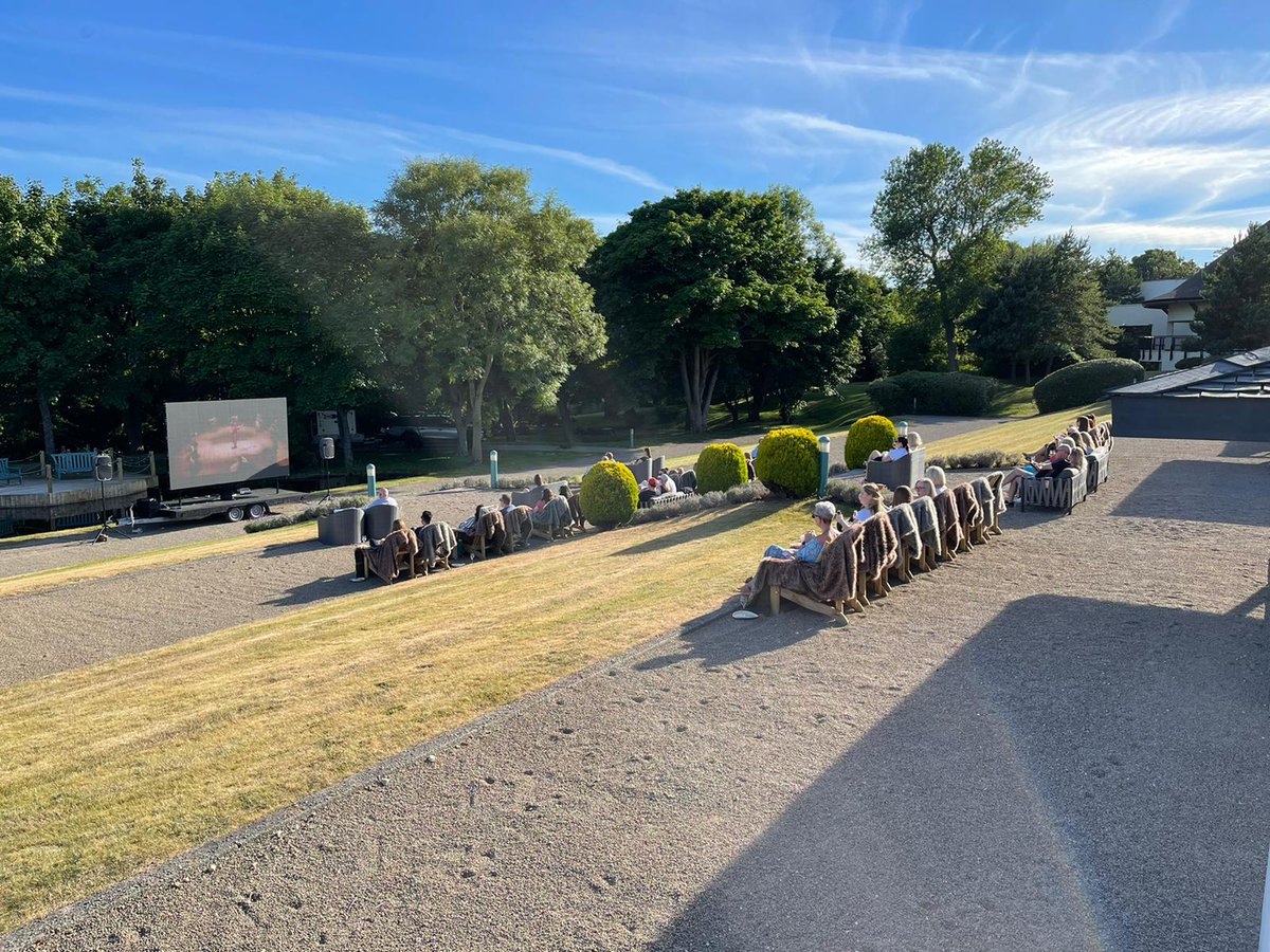 Soak up the last of summer with a classic outdoor movie night. 🍿 Catch cult-favourite Dirty Dancing and relive your favourite moments from the film whilst you snack on posh dogs, popcorn and a glass of fizz. Tickets here: seahamhall.wearegifted.co.uk/movie-night-78 #lovedurham #outdoorcinema