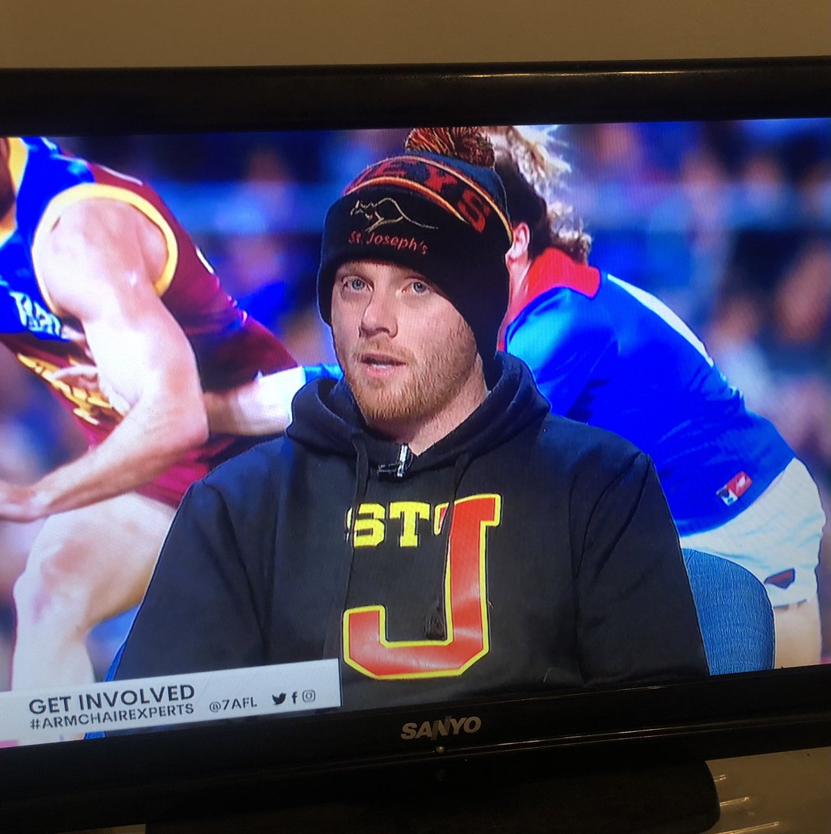 #ArmchairExperts Can Coons tell the story of why he is wearing the magnificent merch of G-Town’s Joeys footy club?