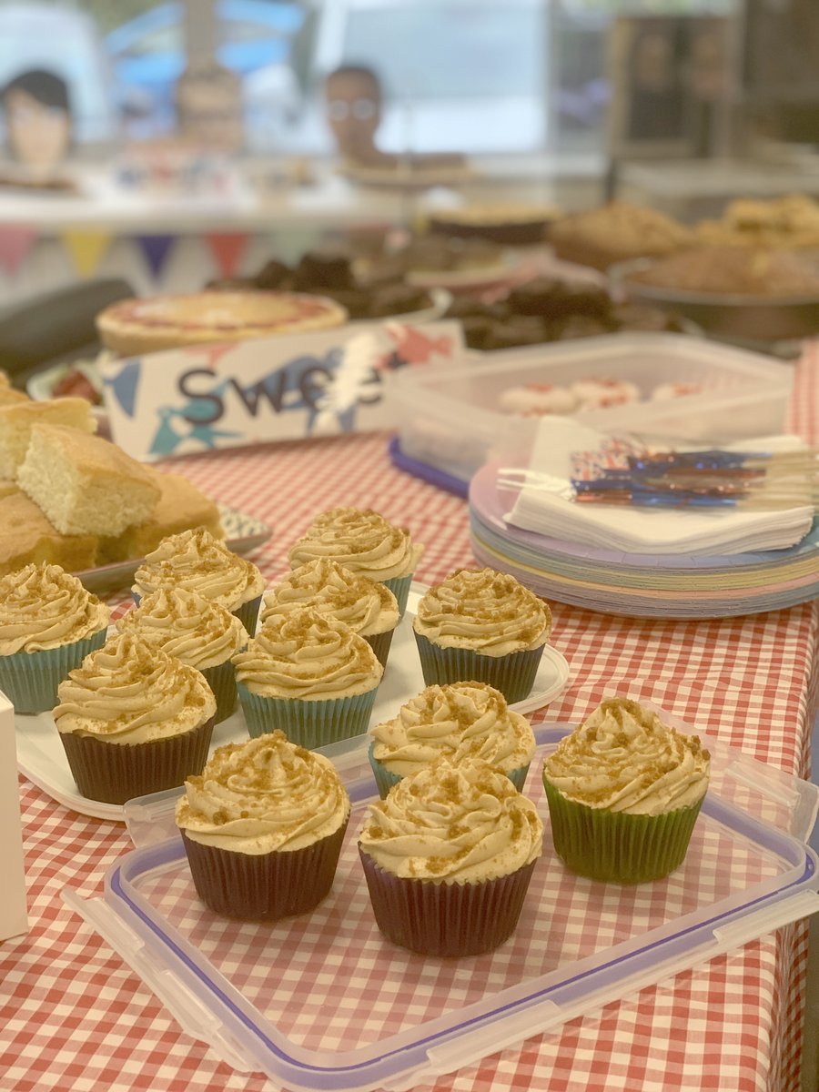 Adelphi_Group's tweet image. What a talented bunch! Today saw the return of the legendary Adelphi Bake-Off, which this year was in support of our Charity Partner of the Year @martletshospice 
justgiving.com/fundraising/ad…
@AMasterfil @AdelphiManufac1 @AdelphiHP @PharmaHygiene
