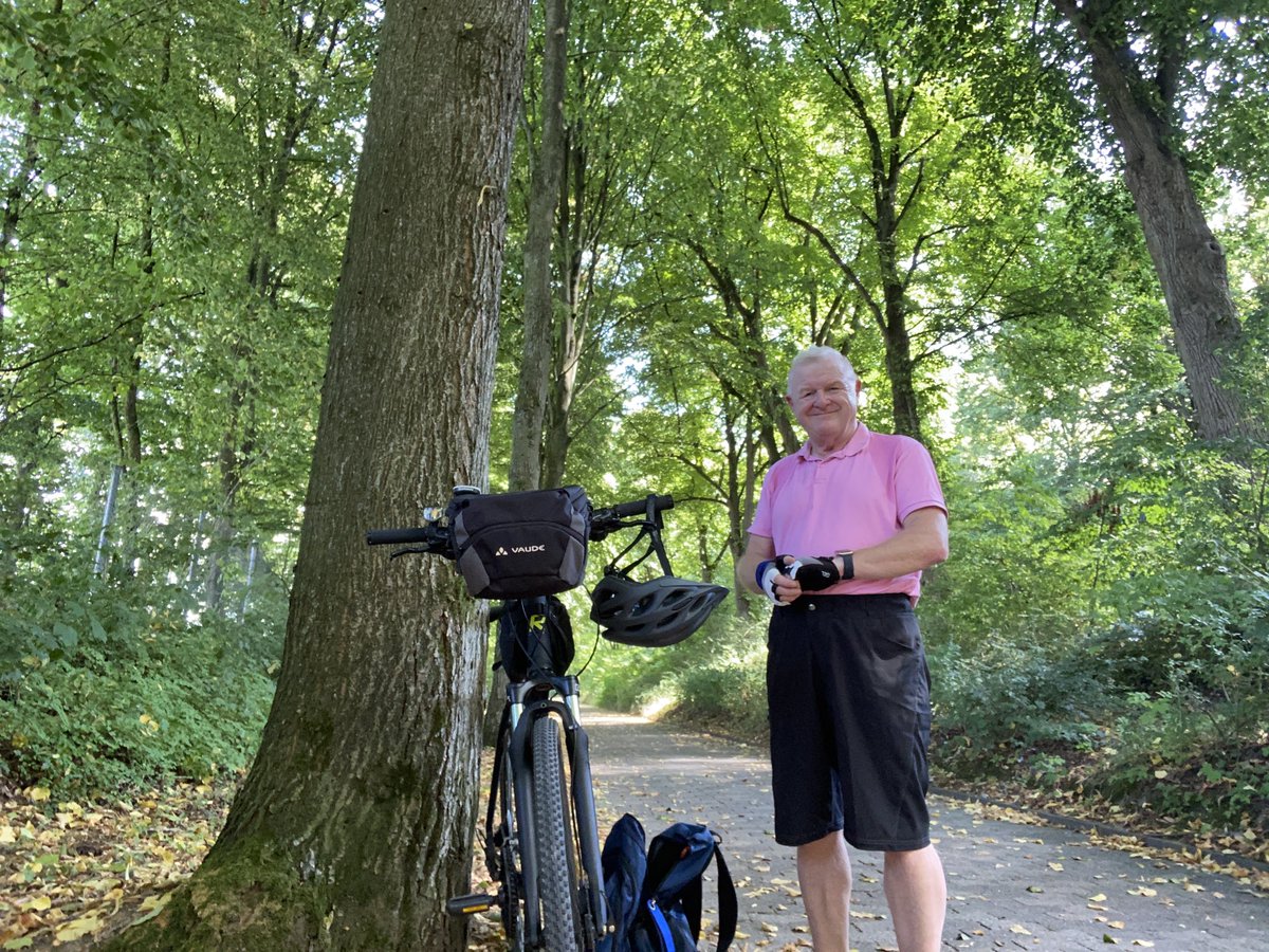 nigelvause's tweet photo. Having a weekend of bike riding. Not long off my Mosel summer holiday. Another month to wait. #cycleweekend https://t.co/fR7OgxdkU6