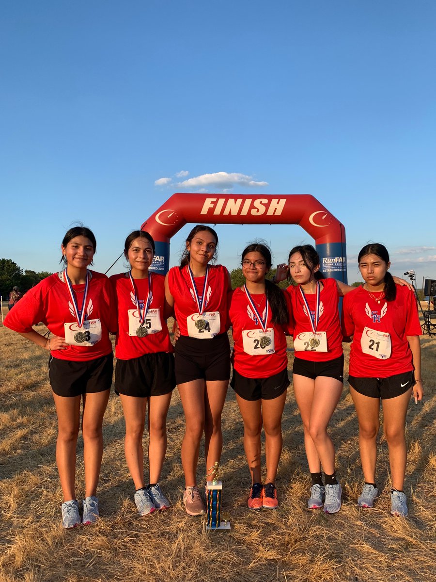 #FlashBackFriday 
Congratulations to our JV girls and V boys for their 1st place finishes! A great way to start off the season!
#2MileTexan
#SamSideSamPride
#StateBound
#TexanXC