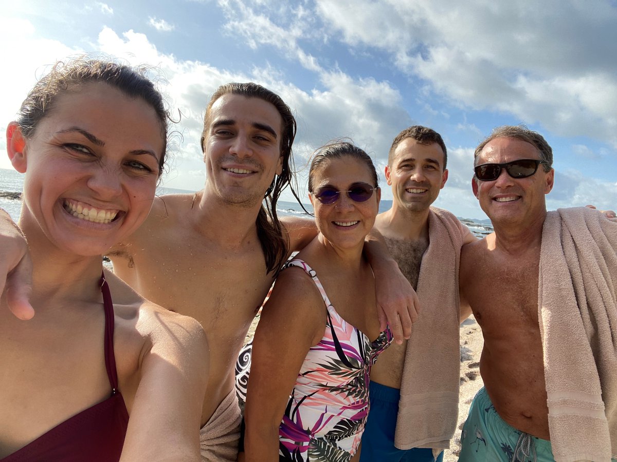 MartyWelshRE's tweet photo. Our family recharge in Costa Rica was pretty special! A little adventure, great food, some R&amp;R and a goodbye to our oldest as she begins a year long journey abroad. #FamilyRecharge #Recharge #FamilyIsEverything #Wanderlust #MartyWelshRealtor #IHateGoodbyes #MissYouAlready https://t.co/0V7FltfRgV