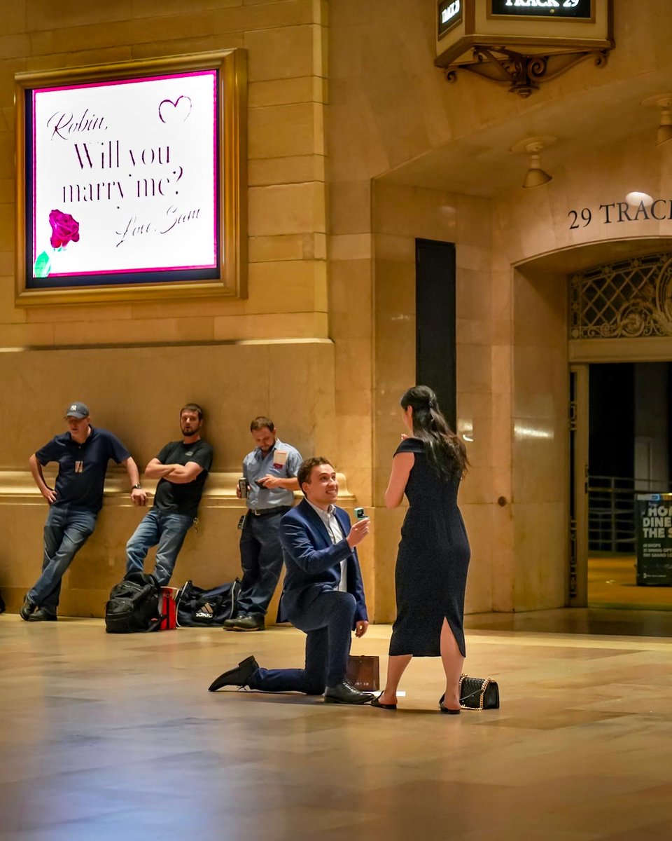 sam_d_1995's tweet photo. thank you, @MTA, for helping me propose in my favorite place in the world

and of course, we took the 7 train home afterwards https://t.co/MYSu7fNVDp