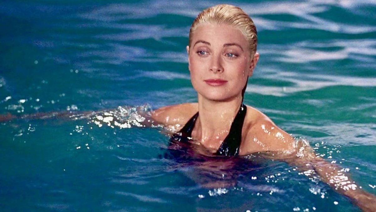 CinemaBeyond's tweet photo. "Caccia al ladro" (#ToCatchaThief) diretto da #AlfredHitchcock del 1955, vincitore del premio Oscar come miglior fotografia. 
.
https://t.co/zrusUTVecM
.
#GraceKelly #CaryGrant #frenchriviera #cotedazur #cannes #carltonhotel #montecarlo #France https://t.co/mDUQDOavyV