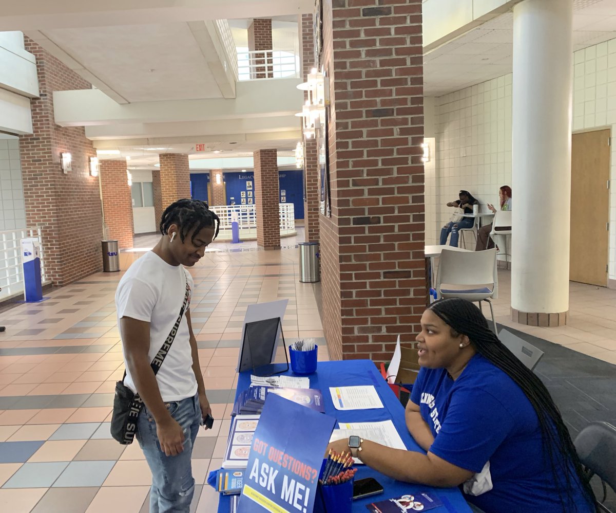 TSU_AARC's tweet image. The Academic Success Center staff is on site in the Floyd Payne Campus Center assisting students and their families here at TSU! Do you have a question or confused on where you need to go? Come see us! #TSU26 #TSU25 #TSU24 #TSU23 #HBCUSuccess  #BigBlueTSU @TSUedu @TNSTATEOAA