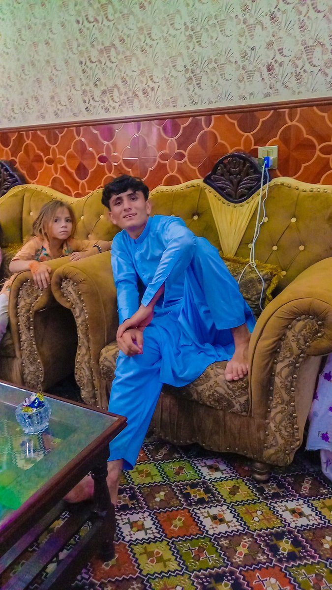 👈#سَوَّکَ_بَہٗ_مَلَنّگِیٗ_کَوِیٗ_سَوَّکَ_بَہٗ_بٰاَچَہٗ_ہِیٗ_کَوِیٗ,😍 
👈#زَہٗ_یَــمٗ_پِرٗیَوٗچَاٰ_مَـیِـــنٗ_زَڑَہٗ_مِیٗ_عٰــاٗجِزِیٗ_کَوِیٗ,😌