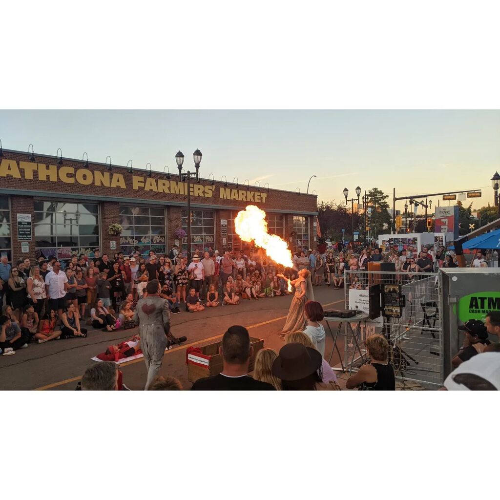 SugarSagePhoto's tweet photo. We were in Edmonton for the @edmontonfringe for a few days. Got to see a bunch of friends we haven't seen in years, including the @undeadnewlyweds, entertaining a massive crowd and @tarapatriceonfire with the amazing fireball.

📷: @sugarandsagephotog… https://t.co/rEalL7F4xB https://t.co/U3QyzFrnvQ