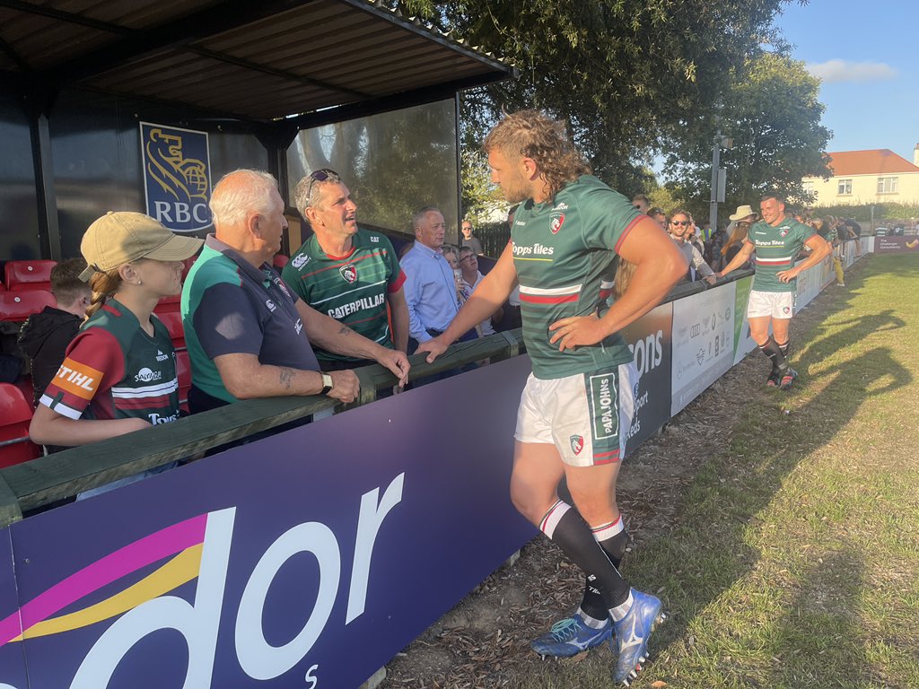 LeicesterTigers's tweet photo. 🙌 

Thank You to all the travelling #TigersFamily and Jersey-based fans for your support! 

#TigersOnTour 🇯🇪 https://t.co/TN07zbyLGb