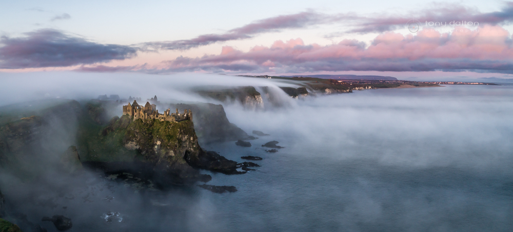 atdalton1's tweet photo. Definitely a special one to celebrate #WorldPhotographyDay2022 

Dunluce Castle, County Antrim https://t.co/02ABtH6bNc