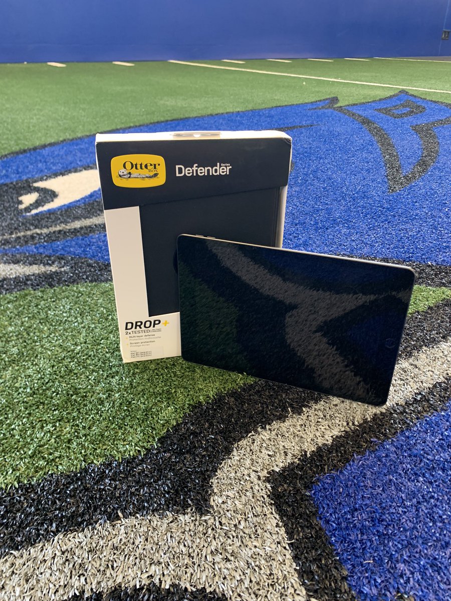 PerryIAFootball's tweet image. Big thanks to our booster club for helping our football team purchase FOUR new iPads and cases for this season! We appreciate their support! @PerryBooster @PerryActivities