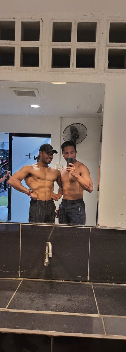 Pruk_T's tweet photo. แตก !!!!
https://t.co/TU5d5QjZbs
#man #mantrip #honeyman #asianman #asianboy #asianboyslove #thaiman #asiandude #boynextdoor #boysincaps #pinoygay #pinoymen #grammersph #badboysofinsta #soboy #menofinstagram #instagays #thaiboy
#men #model #malemodel #sexy #sexyguy https://t.co/B7Rr5BIumR