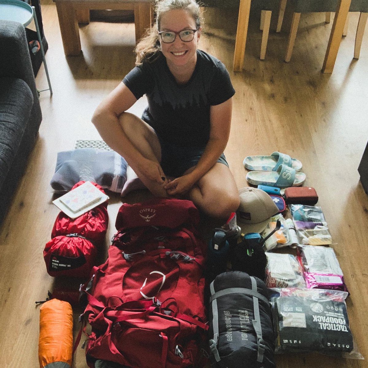 WandelMaara's tweet photo. Westerwoldepad 2022: ik ben er klaar voor! Nog 2 nachtjes slapen en dan wandel ik 100+km met mijn hele hebben en houwen op mijn rug langs de Ruiten Aa. Zin in! (En stiekem ook een beetje zenuwachtig) #westerwoldepad #ruitenaa https://t.co/jBwZqfMd5S