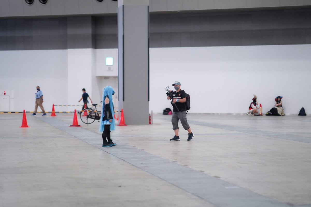 huskymoto's tweet photo. sentさん @kaing_falanx から
コミケのBTSお写真貰いましたよ📸
1日目は台風だったので荷物減らす関係上BG使いましたよ。
#C100コスプレ
#コミケ100
#glidecam
#Lumixs5 https://t.co/d27hUFkbnS