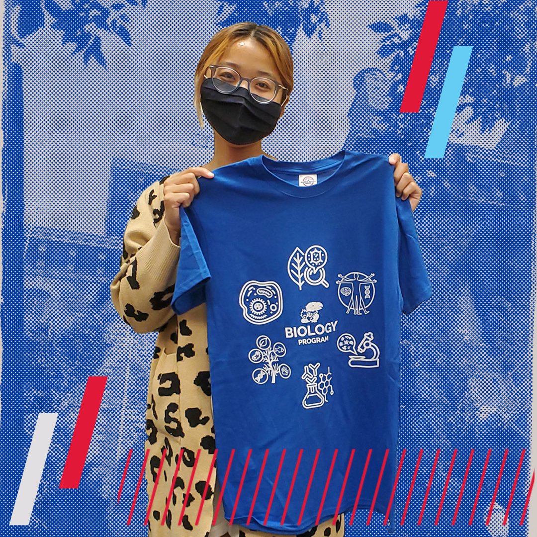 KUbiology's tweet image. Introducing the NEW Biology T-Shirt! Stop by Haworth this Sunday from 1-4 PM for the Biology Welcome Event &amp;amp; receive one of these cool Ts! 
@KUMolBio @KU_EEB 
#HawkWeek #KUswag #KUbiologyStudentsRock