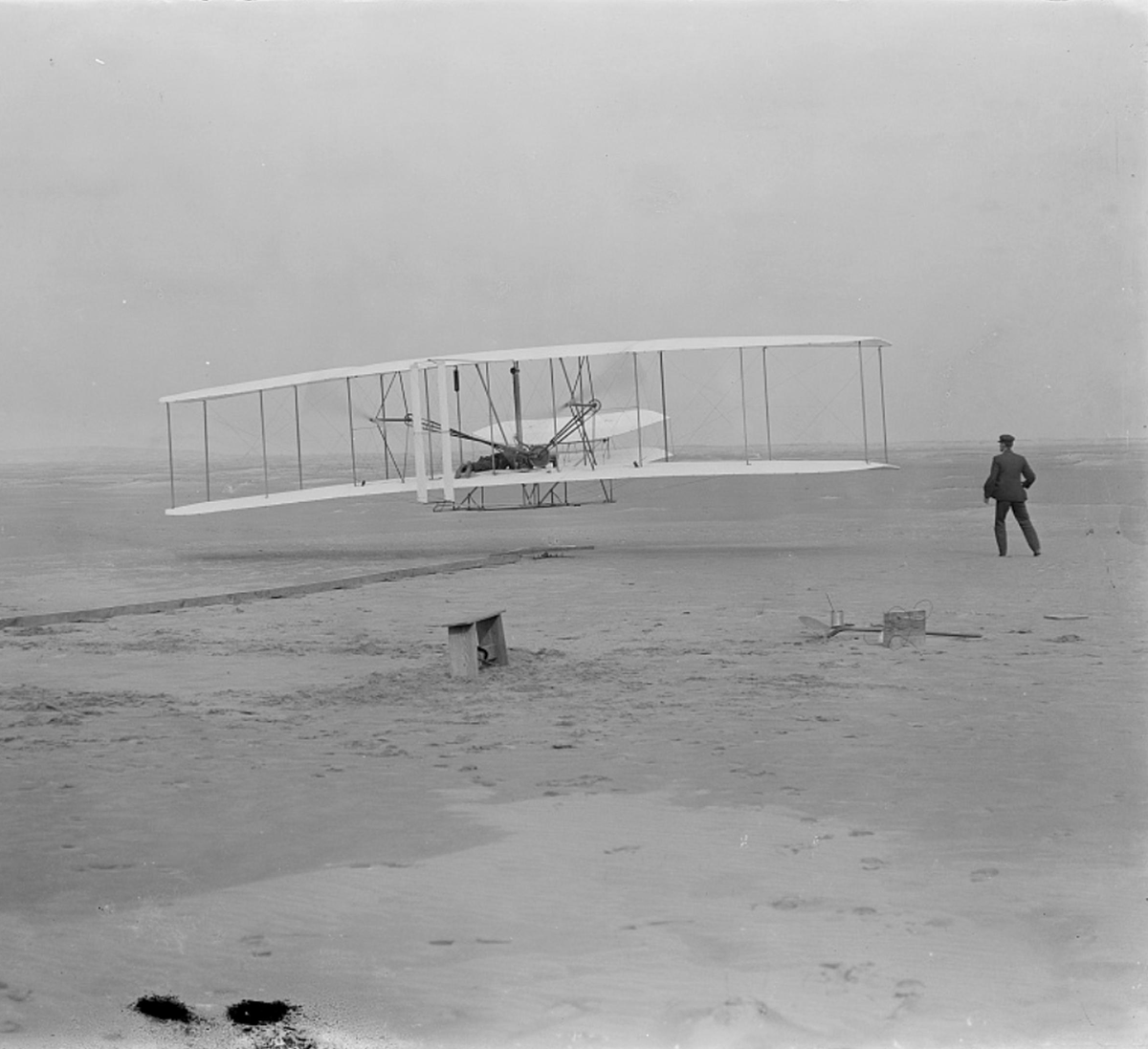 NASA_LSP's tweet photo. Happy National #AviationDay! ✈️

Many of the mechanical, technological and scientific breakthroughs in space travel would be unthinkable without the advancements inspired by the Wright Brothers' original experiments above the sand dunes of Kitty Hawk, North Carolina in 1903. https://t.co/QkYMcYlrkP