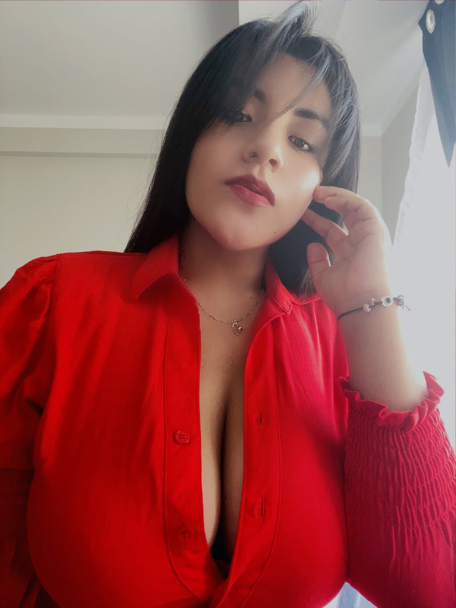 Yolys tweet media