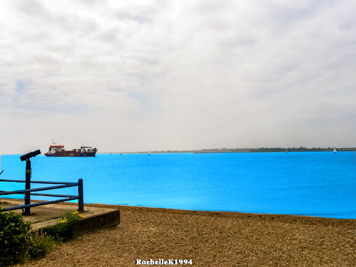 RochelleK1994's tweet photo. HAPPY WORLD PHOTOGRAPHY DAY!!! Here are my new works of the beach and the Port of Felixstowe in Suffolk. (23/06/2022) 1/2

#worldphotographyday #creativephotographer #photographyisart #beach #port #portoffelixstowe #felixstowe #suffolk #visitfelixstowe #eastanglia #eastofengland https://t.co/jNbPr6tU4g
