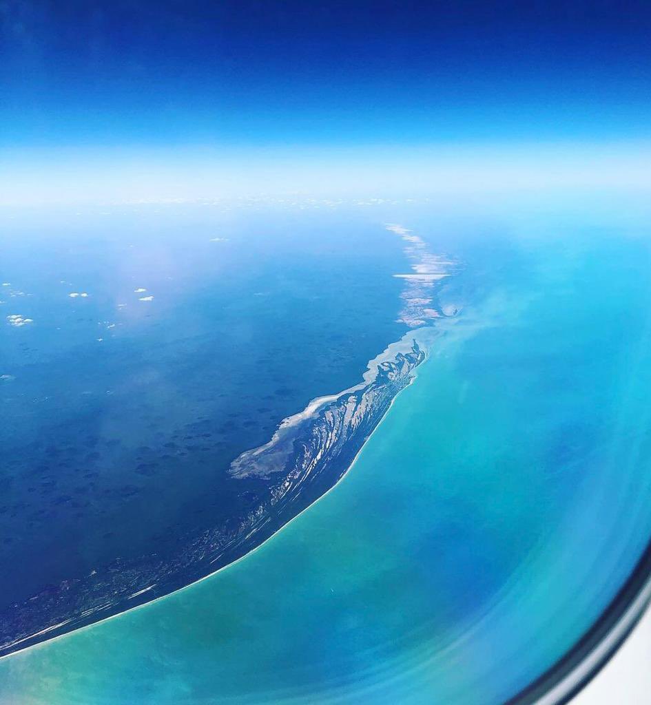 On the way to paradise! 🏝 <a href="/CollectionsMX/">CollectionsMX</a>