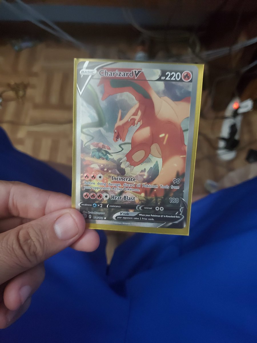 Someone told me this was a fire pull?? Are they lying to me?? Lol check it out here  #PokemonWorlds #PokemonPresents #pokemon #opening #sheesh #lit #Charizard 