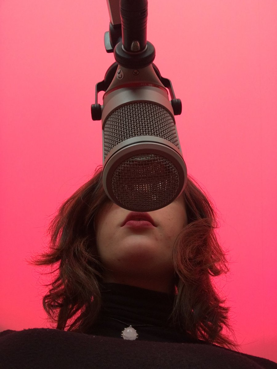 sutedevaleriana's tweet photo. Hoy es su último té de valeriana radiofónico para alivianar vía @airelibre_fm 🌸🥹🦋✨🫶🏼 les voy a compartir una historia de lo que pudo haber sido solo un sueño pero fue una realidad surreal creada por todes. Melancolía y recuerdos (capaz unas lagrimitas también 🥲) https://t.co/NlKBUycmq7