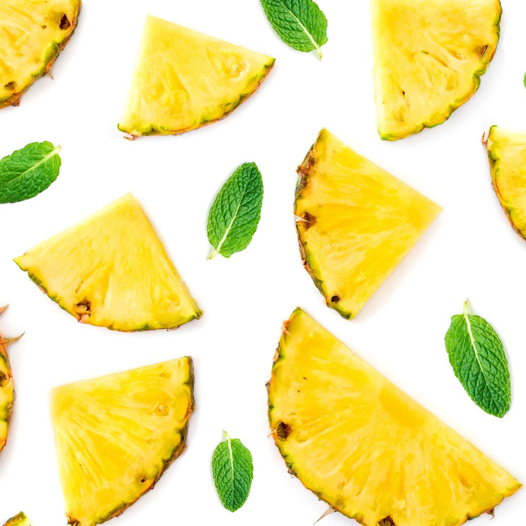 ⁣If you have osteoarthritis, joint pain or general inflammation, eat pineapple. Bromelain, an enzyme found in pineapple, has shown potentially beneficial effects due to its anti-inflammatory properties.