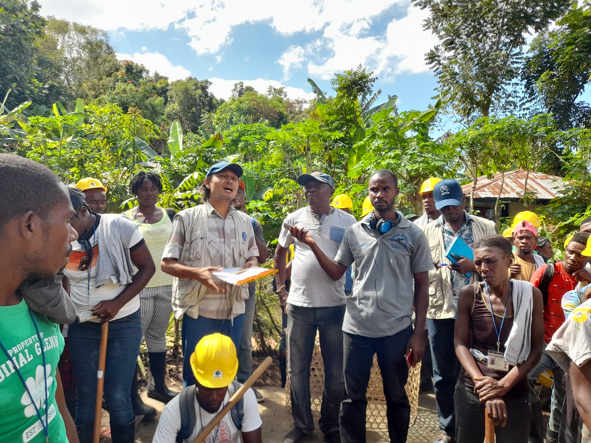 Je suis Jaudel AFRICOT, responsable de projet de sécurité alimentaire pour le Grand Sud d’Haïti. Je prête ma voix aux populations de la Grand ’Anse qui connaissent des jours difficiles malgré les aides envoyées. 
#WHD2022 #ItTakesAVillage #WHD2022 #JournéeMondialeHumanitaire