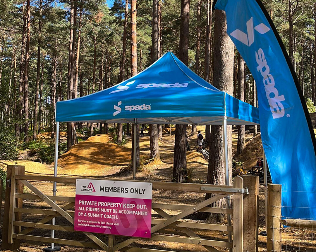 We've had an incredible day at <a href="/swinleybikehub/">Swinley Bike Hub</a> showcasing our range and we were joined by the legend <a href="/beaumontracing/">Scott Beaumont</a> who spent the day riding the trails and offering coaching to the riders who attended! 😎

#spadamtb #swinleyforest #swinleybikehub #mtb