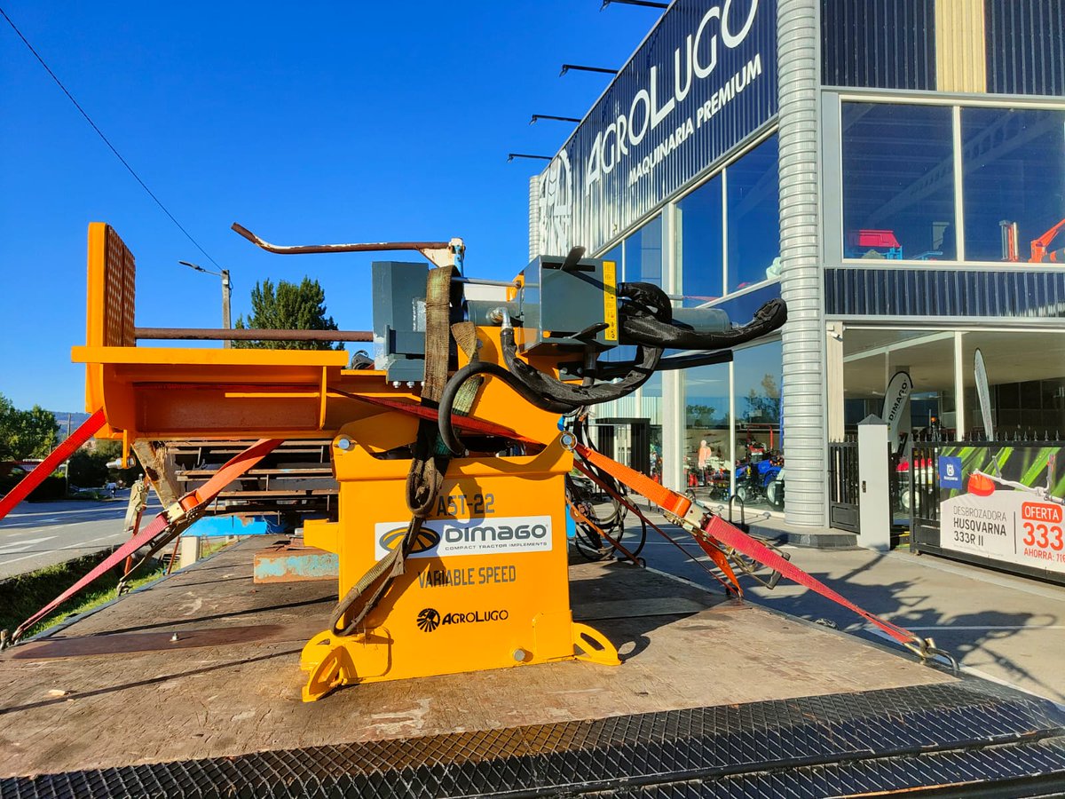 Hoy, entrega por partida triple💪

👉Astilladora Dimago de 22T
👉Trituradora Dimago trasera con desplazamiento hidráulico
👉Desenrolladora Calvet 

Gracias a todos por la confianza depositada en nosotros 🤝
#agrolugo #maquinariapremium #dimago