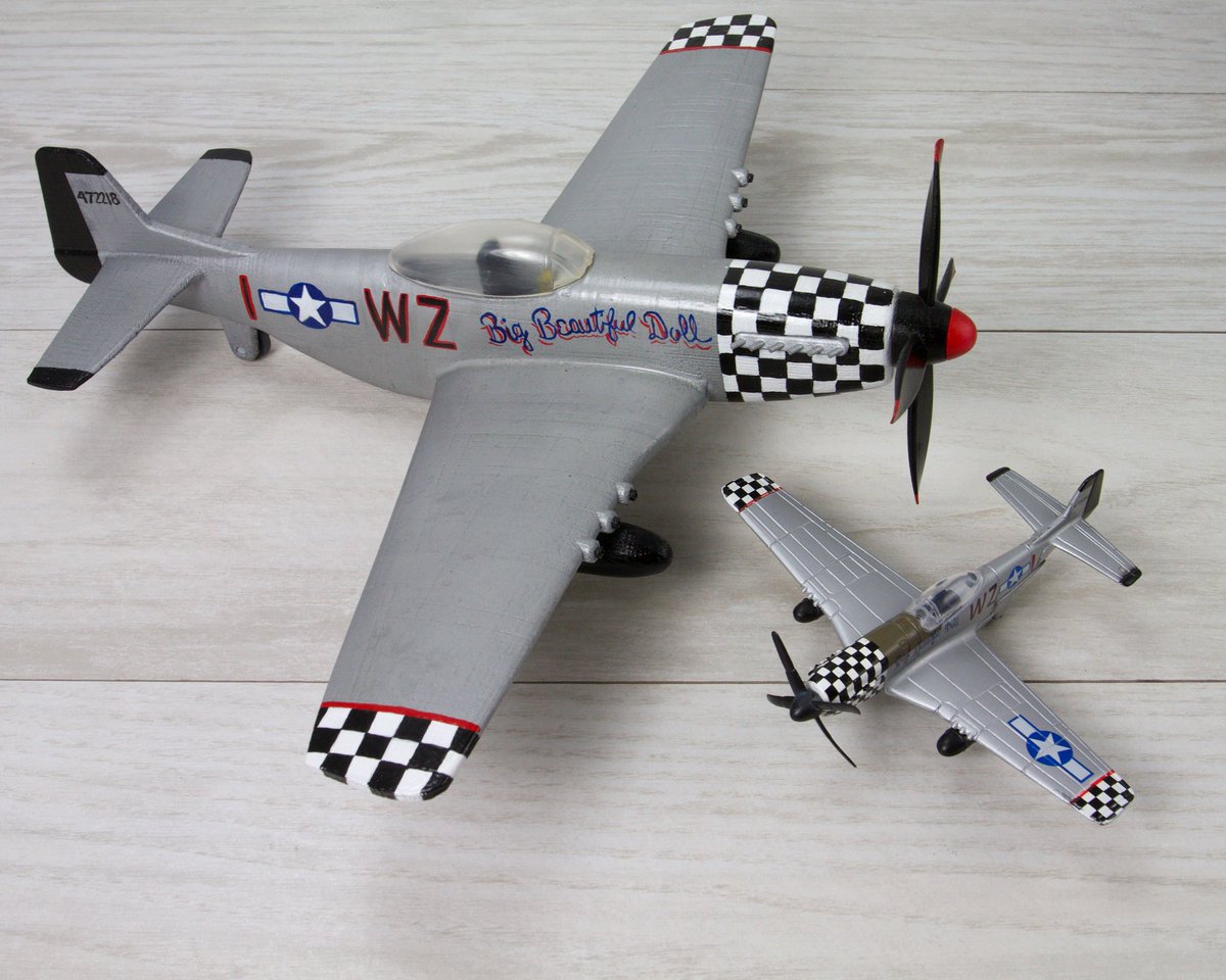 Happy #NationalAviationDay! Here you see our printed model and the small diecast reproduction of the famous #BigBeautifulDoll #P-51Mustang #WWIIaircraft. We #3Dscanned the #diecastmodel and produced a larger version using four different substrates. 

#3dmodel #3dprint #3dscan