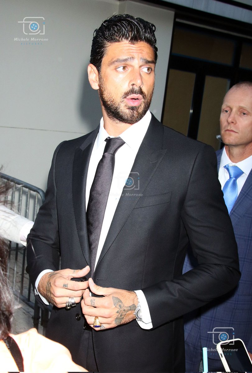 HCBMidias's tweet photo. 📸🇺🇲||  #MicheleMorrone arriving for the #TheNext365Days BY Fan Event at The Paris Theater on August 18, 2022 in New York City.

📸🇧🇷|| #MicheleMorrone chegando para o evento #TheNext365Days BY Fan Event no The Paris Theatre em 18 de agosto de 2022 na cidade de Nova York. https://t.co/cup6G80DKB