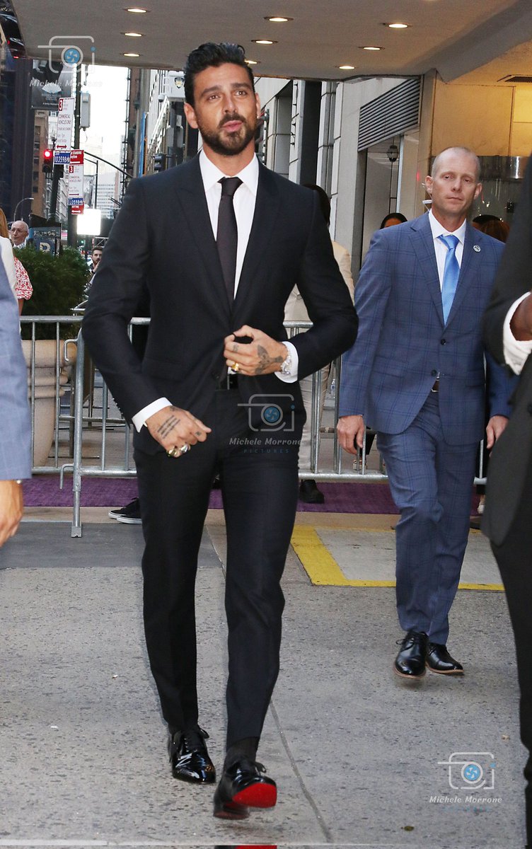 HCBMidias's tweet photo. 📸🇺🇲||  #MicheleMorrone arriving for the #TheNext365Days BY Fan Event at The Paris Theater on August 18, 2022 in New York City.

📸🇧🇷|| #MicheleMorrone chegando para o evento #TheNext365Days BY Fan Event no The Paris Theatre em 18 de agosto de 2022 na cidade de Nova York. https://t.co/LbV7Nzc2tk