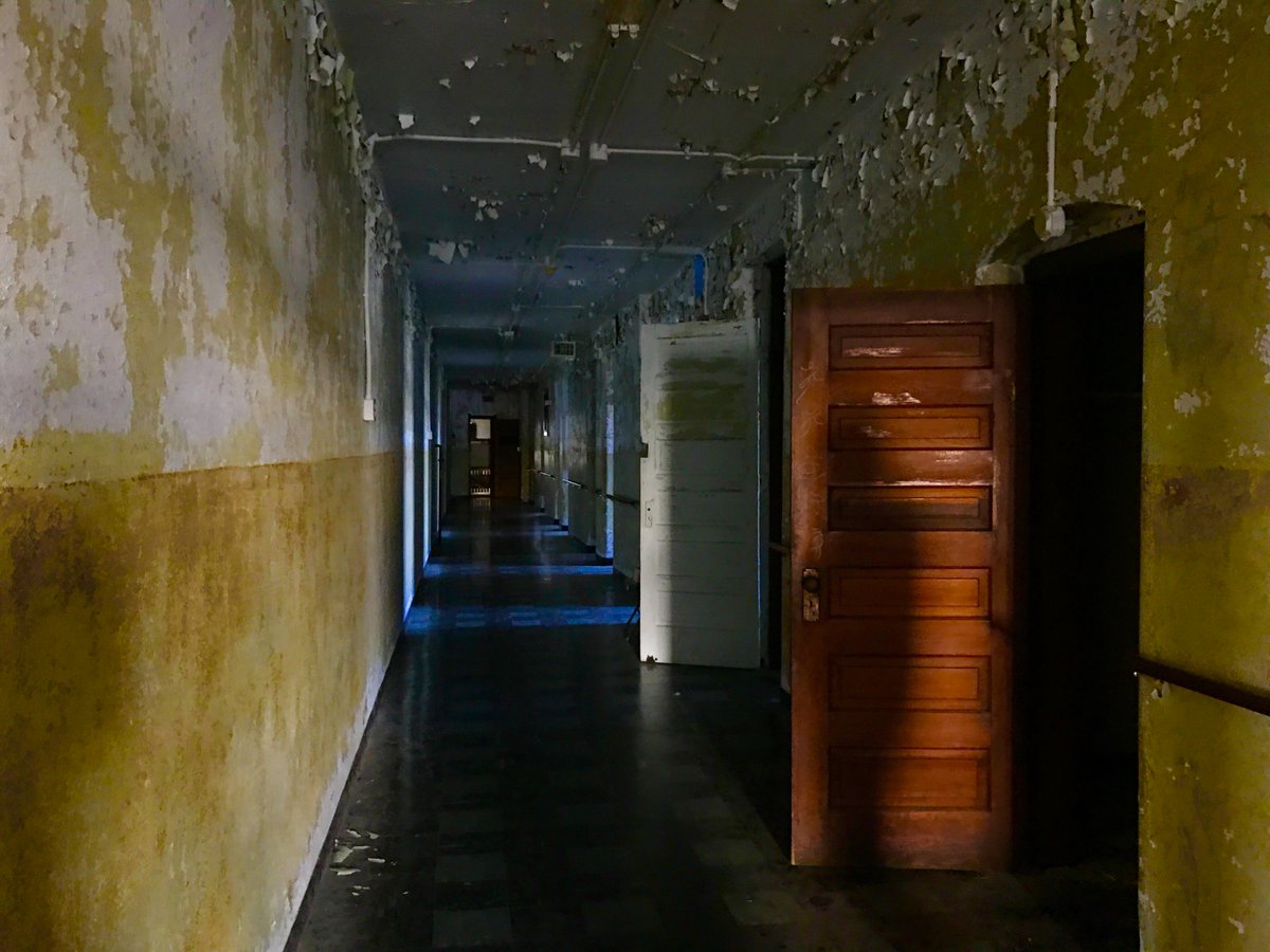 xxhailey21's tweet photo. @GhostAdventures https://t.co/NVPMcNd2oS